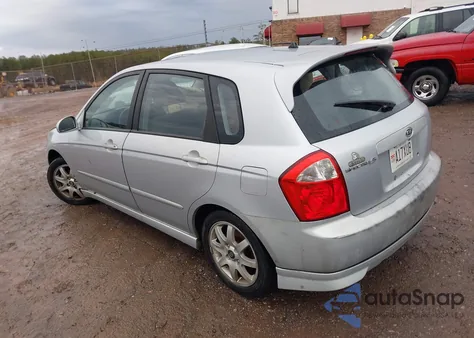2005 Kia Spectra5 из США, поврежденный, VIN KNAFE161055090839